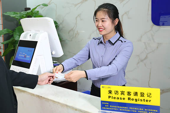 法院訪客機  公檢法臺式訪客一體機 TSV-5SC 可對接律師服務(wù)平臺