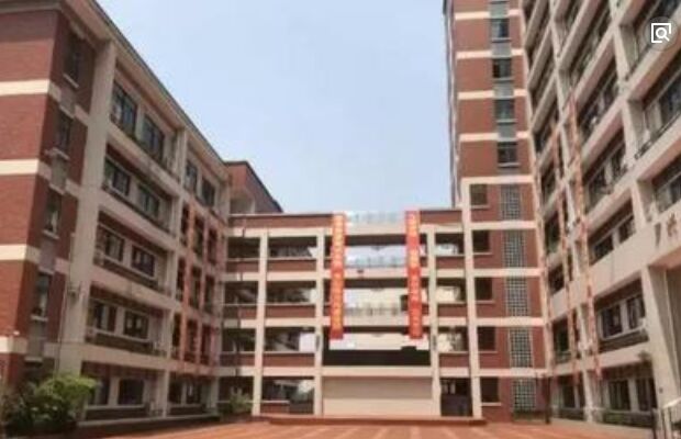 廈門市第五中學(xué)德生訪客機(jī)