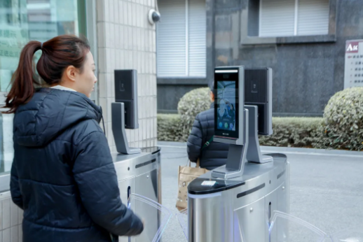 人臉識別通道閘